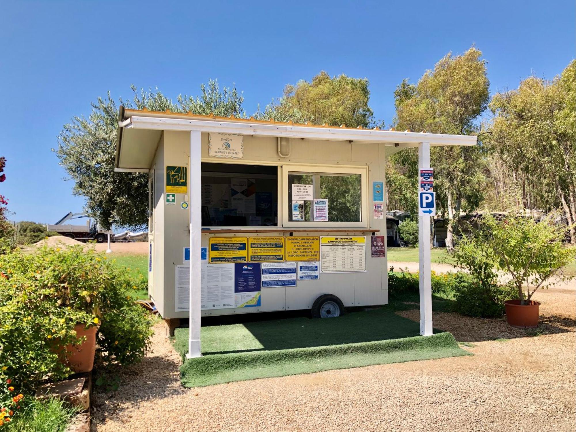 Camping Cala D'Ostia Pula Dış mekan fotoğraf